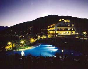 Ski Lodges, Mountain Refuges, Characteristic B&Bs and simply nice places to stay in Italy and the Italian Alps.